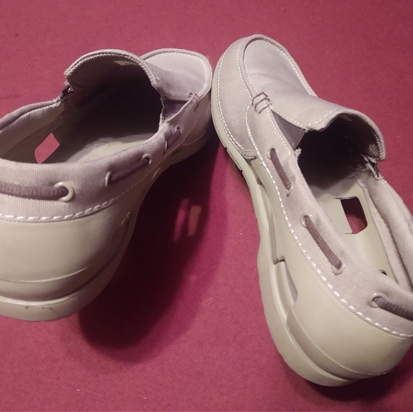Crocs Khaki Beach Line Boat Shoes Mens 9 - Picture 3 of 8